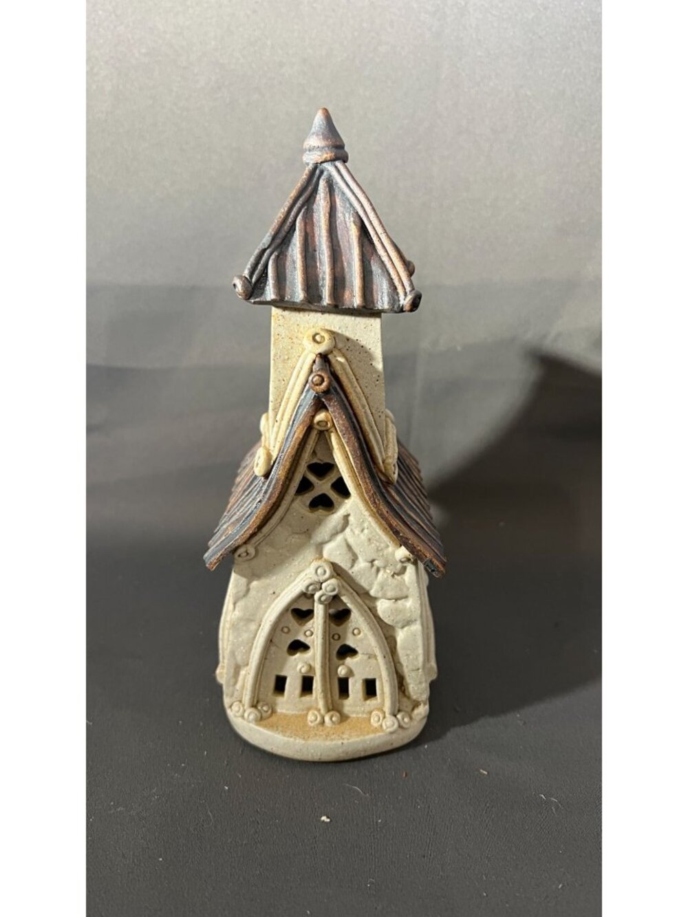 Windy Meadows Pottery LTD 1984 Stoneware Chapel Figurine